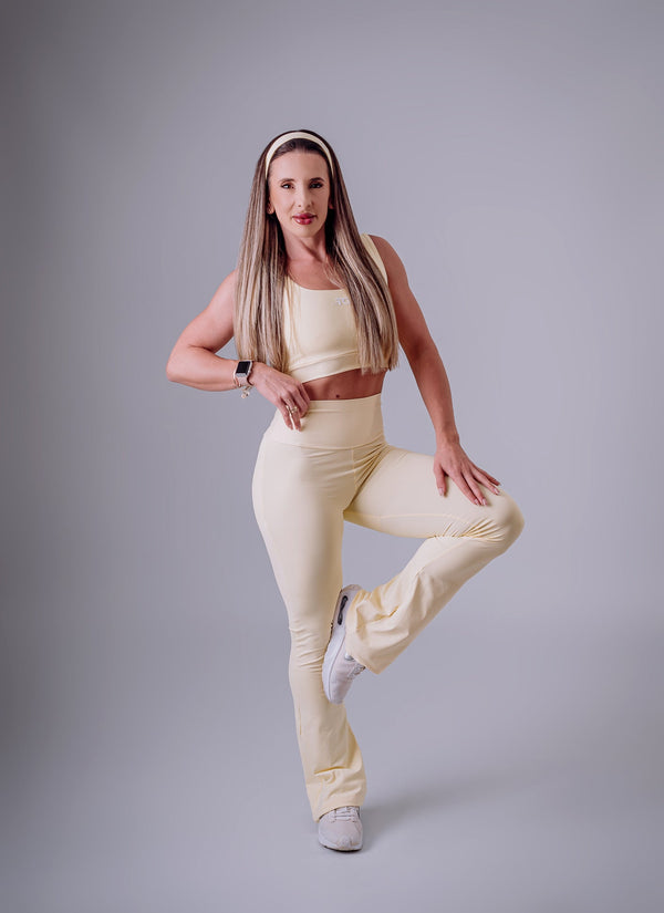 Provador Virtual Conjunto Calça Flare + Top
